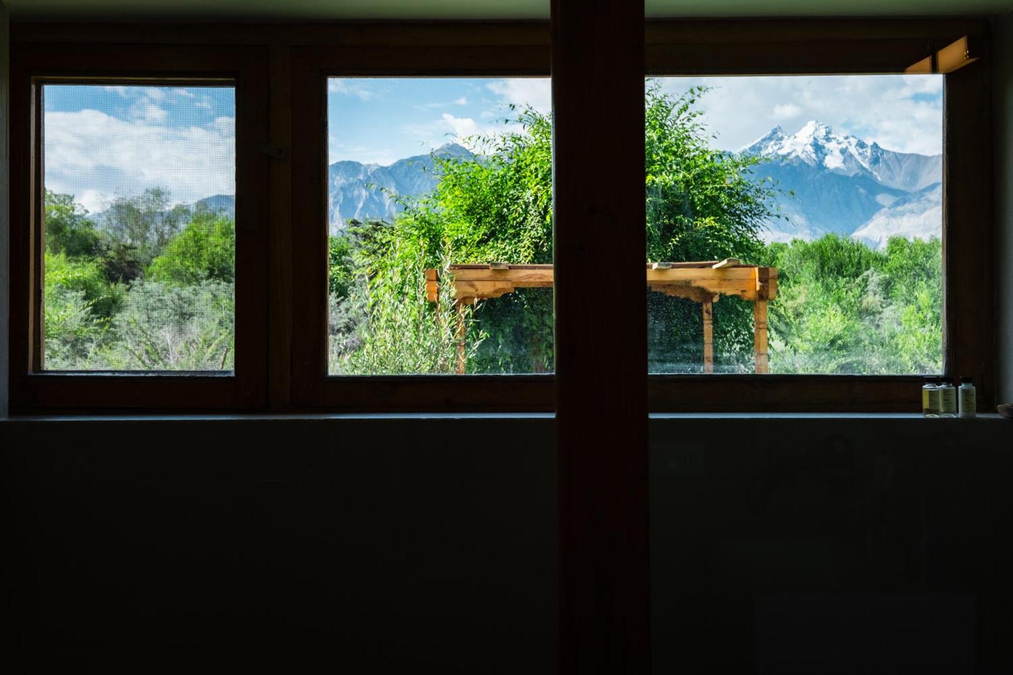 Lchang Nang Retreat-The House Of Trees-Nubra Valley Hotel Sumur Eksteriør billede